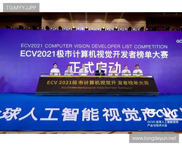 上海申花迎战青岛西海岸 吴曦与李可联手,谢鹏飞担任攻击先锋_朱辰杰_金顺凯_比赛
